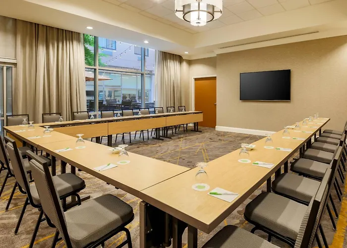 Courtyard By Marriott Pittsburgh Downtown
